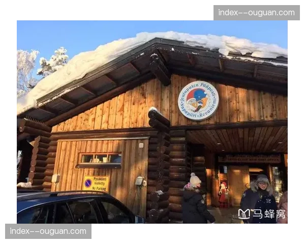 拉脱维亚男队抵达赫尔辛基，队长携全队探望当地儿童医院
